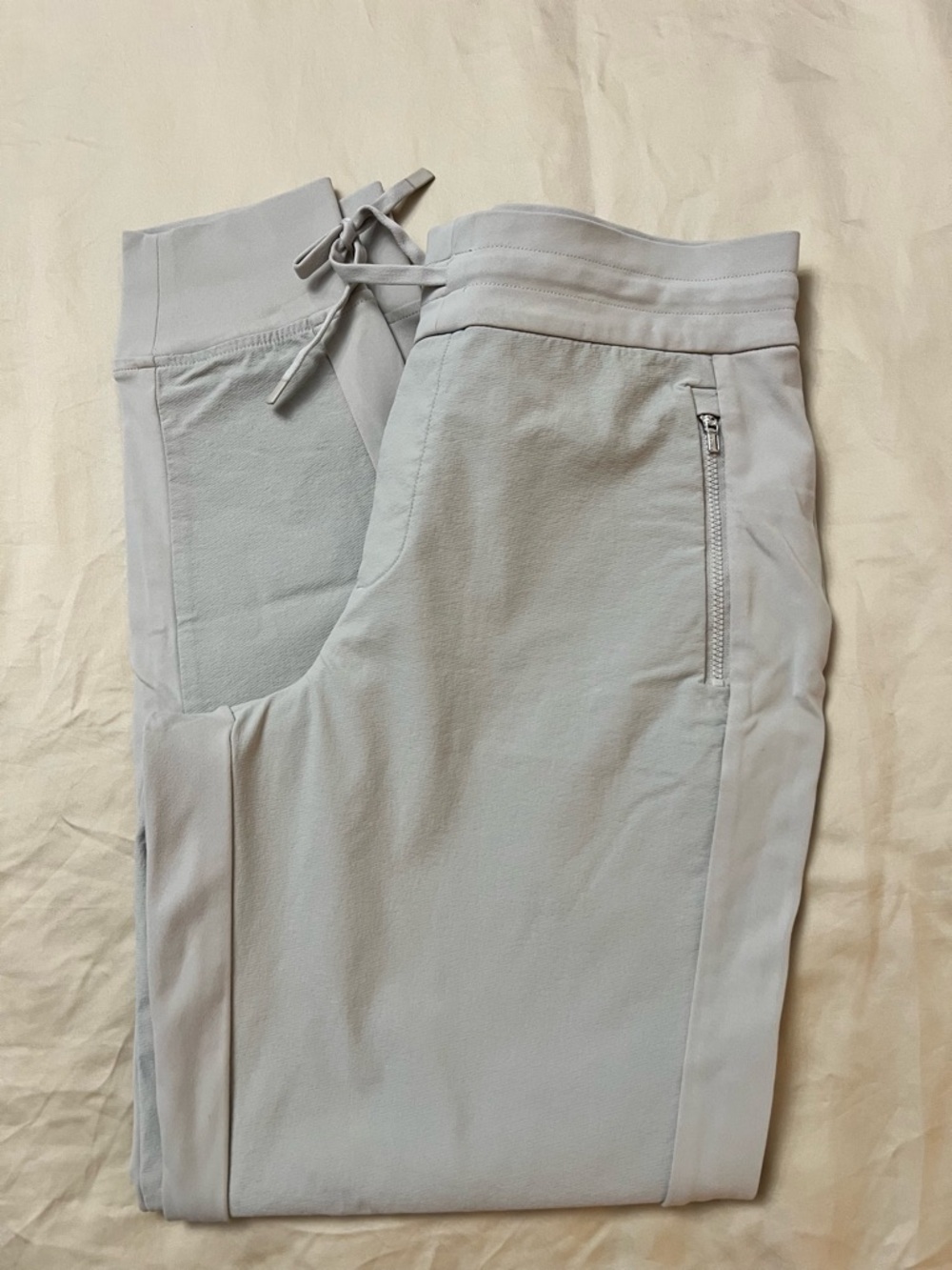 Athleta Headlands Hybrid jogger sz 10